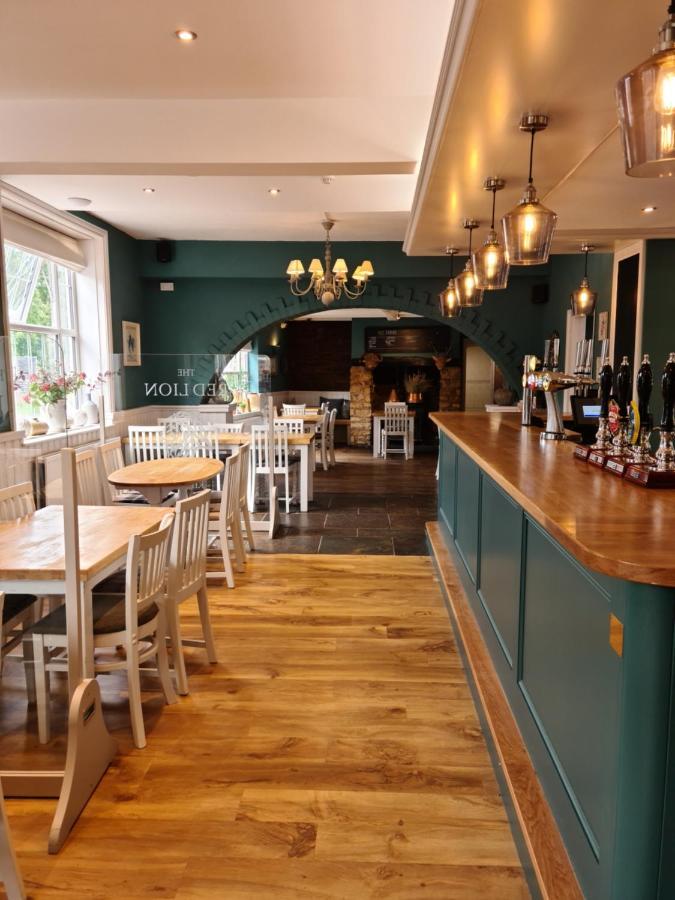 The Red Lion Hotel Kilsby Екстериор снимка